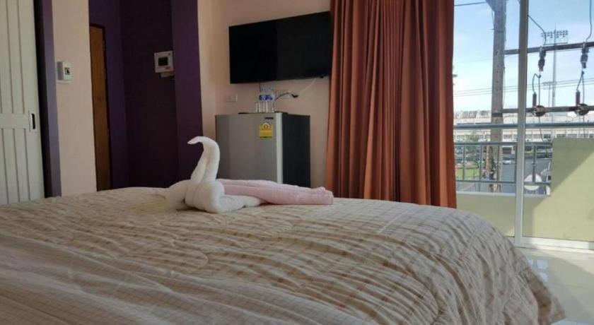 V-House Hotel Trang Luaran gambar