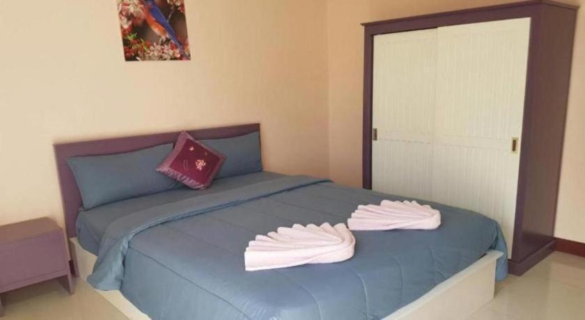 V-House Hotel Trang Luaran gambar