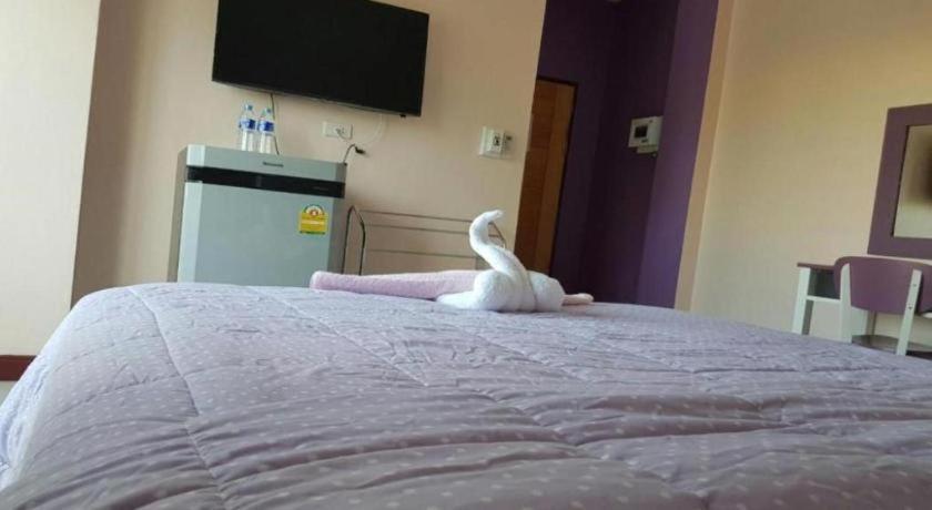 V-House Hotel Trang Luaran gambar