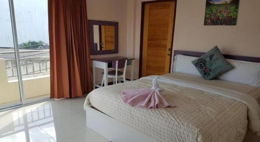 V-House Hotel Trang Luaran gambar