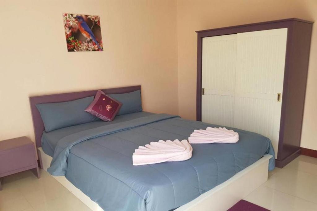 V-House Hotel Trang Luaran gambar
